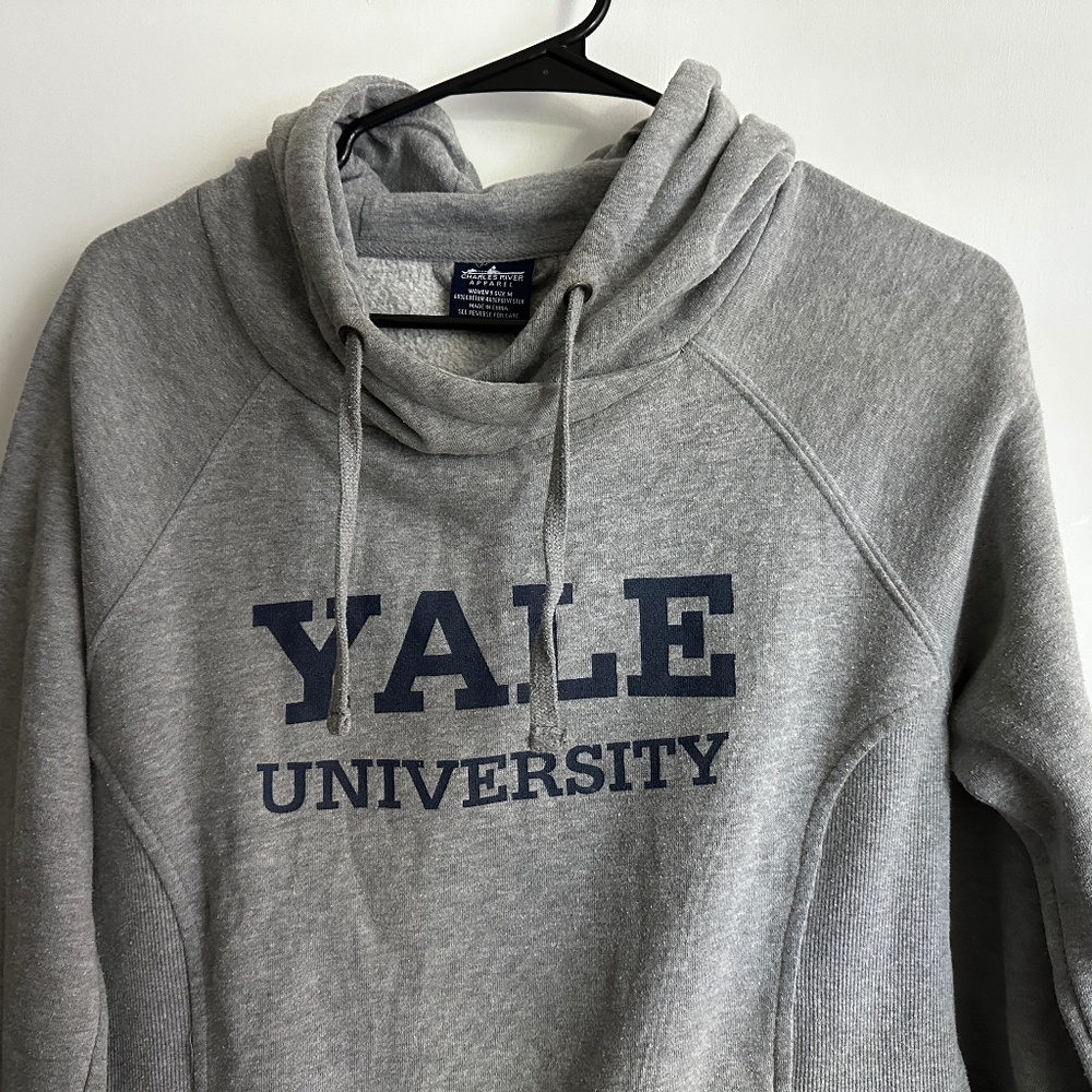 Yale Sweatshirt